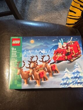LEGO Red Santa Sleigh with Brown Reindeer Holiday Set